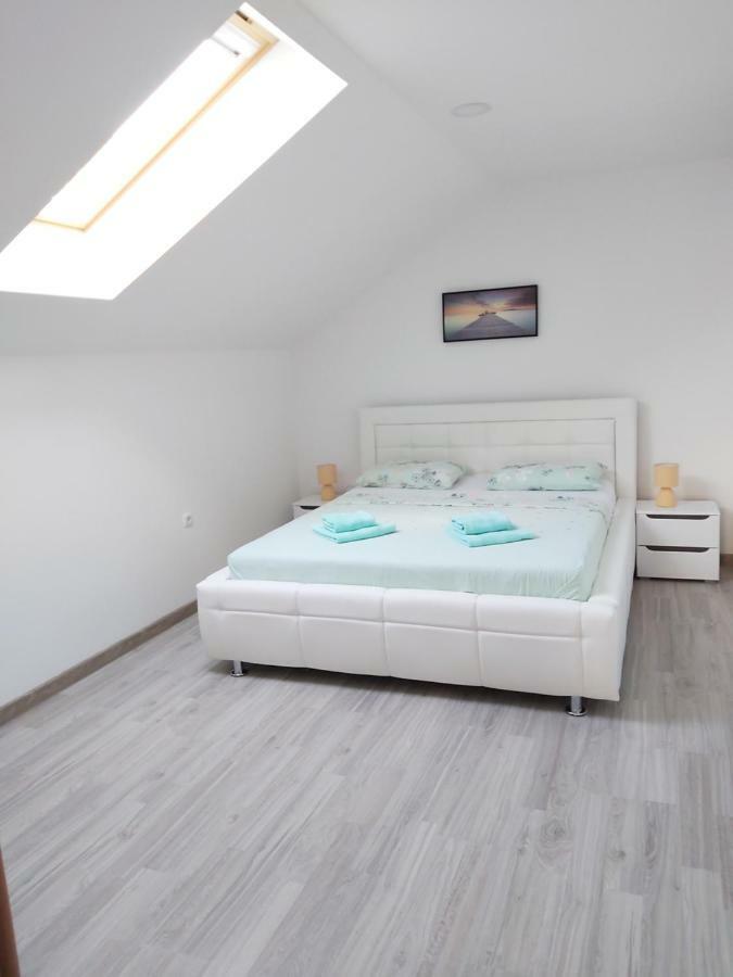 Apartmani Brigita Korenica Extérieur photo
