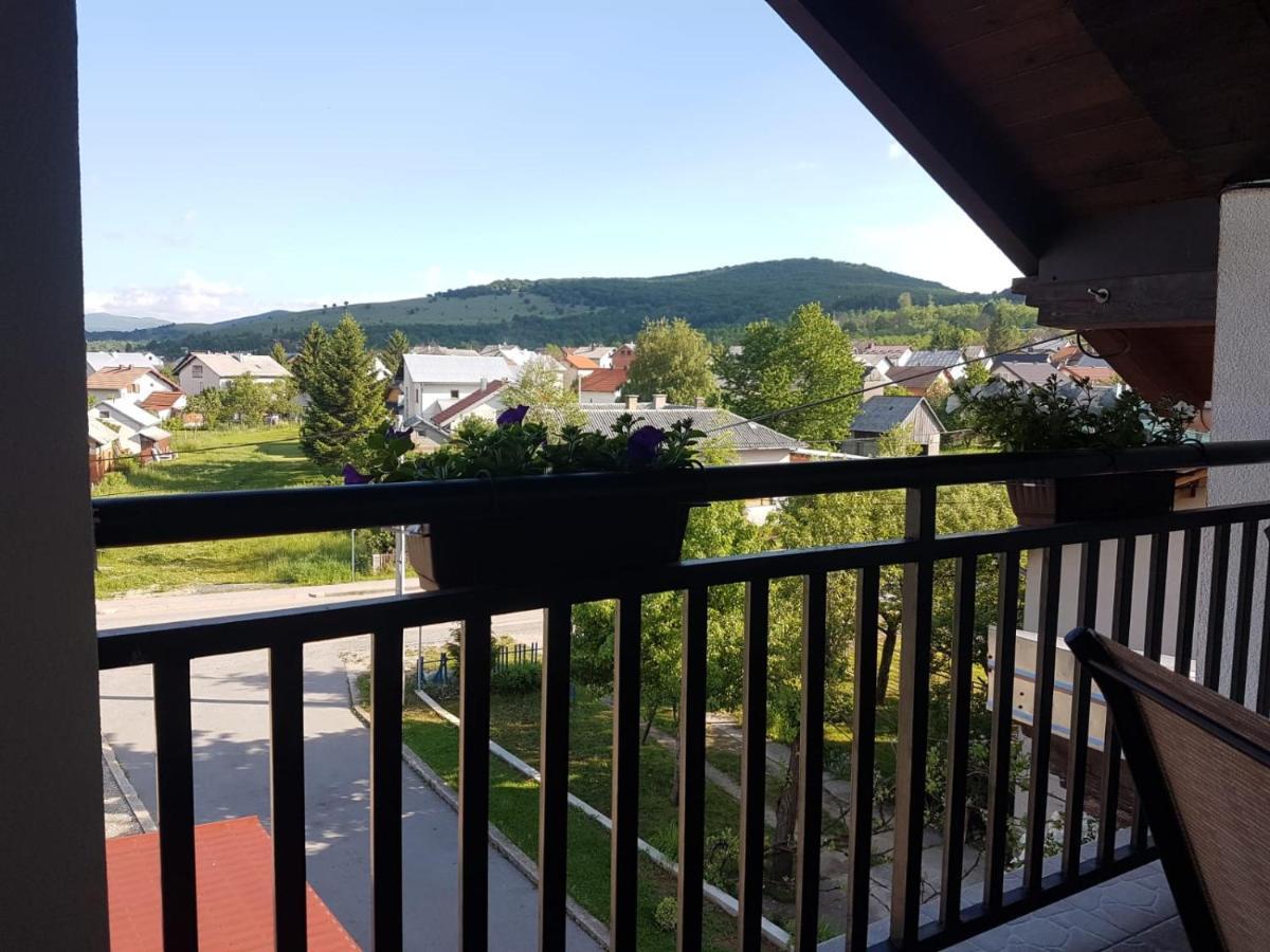 Apartmani Brigita Korenica Extérieur photo